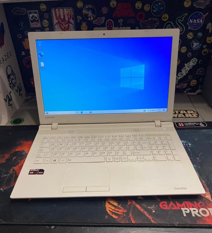 Toshiba Satellite C55D – AMD A8, 8GB RAM, SSD + 1TB HDD, Dedicated GPU (London)