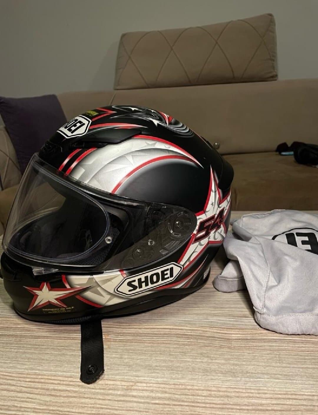 Shoei Helmet – Only 500 AED (Half Price)